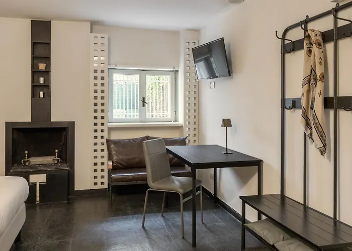 Elegant With Modern In - Citylife District - M1