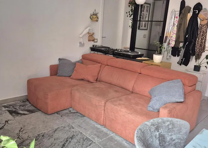 Flat Isola - New Opening *