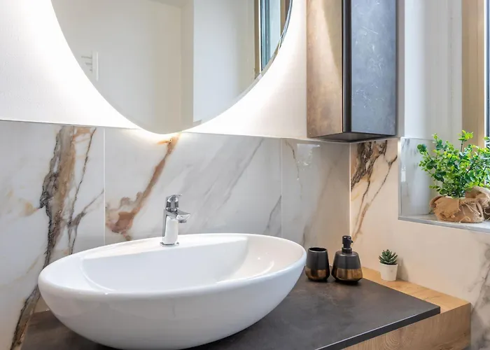 Bartolini Modern 2 Bedrooms By Halldis Διαμέρισμα *