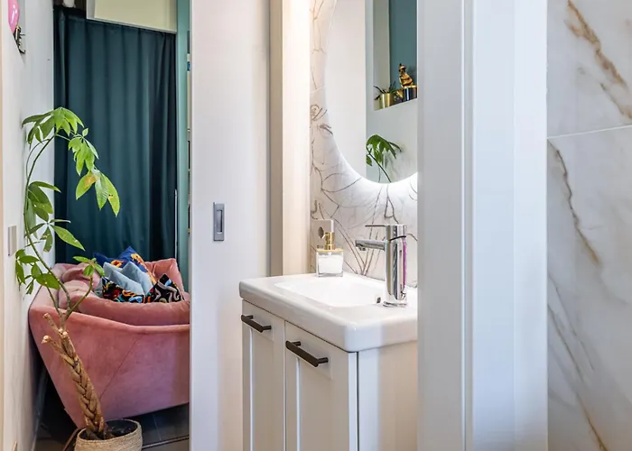 Risorgimento - Castel Morrone Stile & Relax * Milano