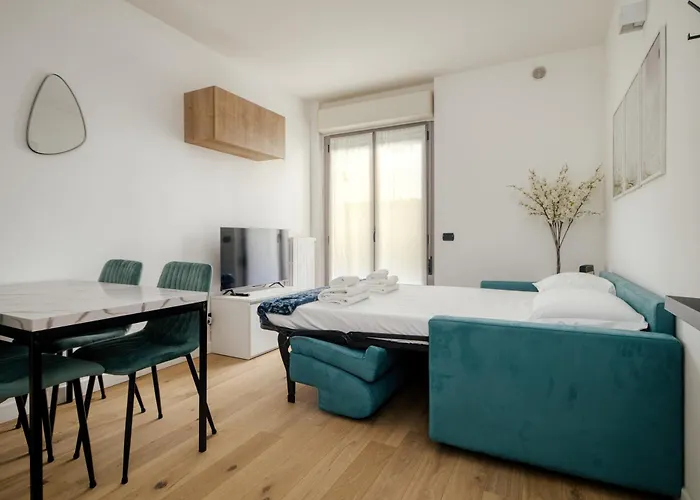 Apartment Just Urban Stays - Strategic 1-Br With Balcony - Duomo And City Life