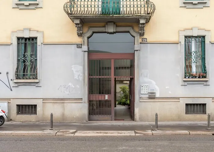 Bartolini Modern 2 Bedrooms By Halldis Μιλάνο