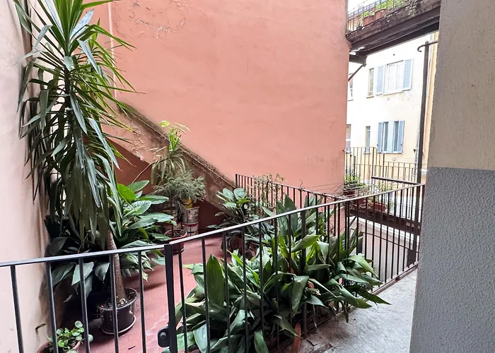 Corte Di Mi - Station & Loreto, *