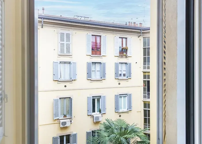 Easylife - - Tadino 6 - Porta Venezia Apartment *