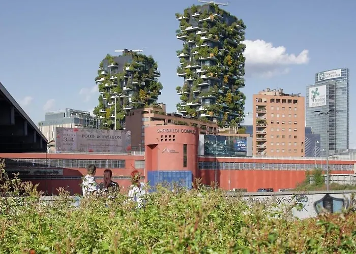 San Siro Duomo Park Free