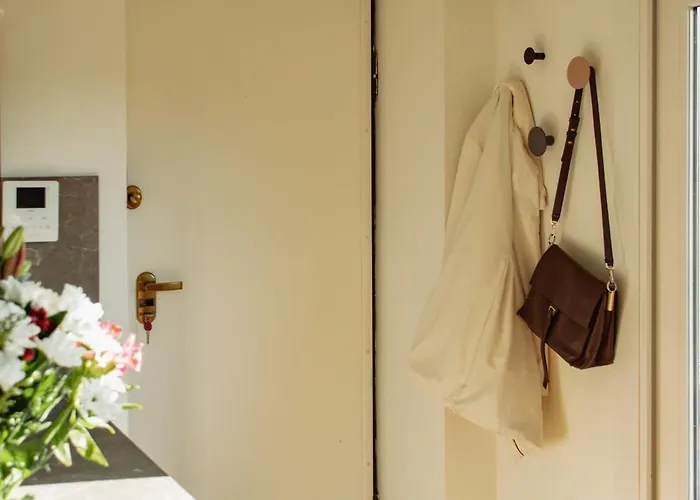 Lodovica Milano-metro M4-navigli-bocconi