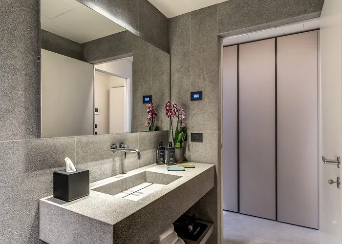 Seety Spartaco Milan