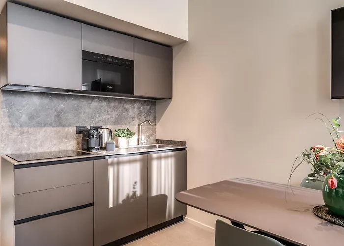 Seety Spartaco * Milan