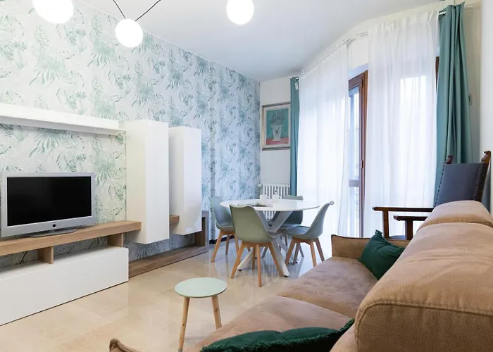 Uguzzone 21 * Milánó