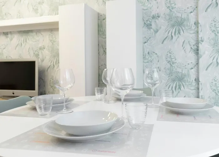 Apartman Uguzzone 21 *