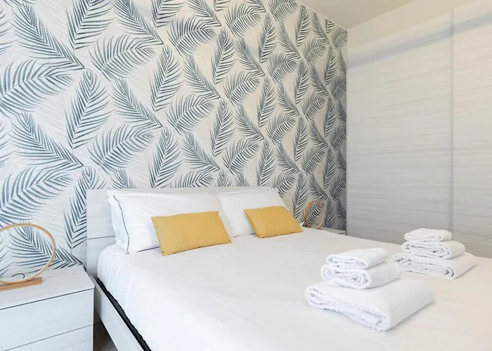 Apartman Uguzzone 21 *