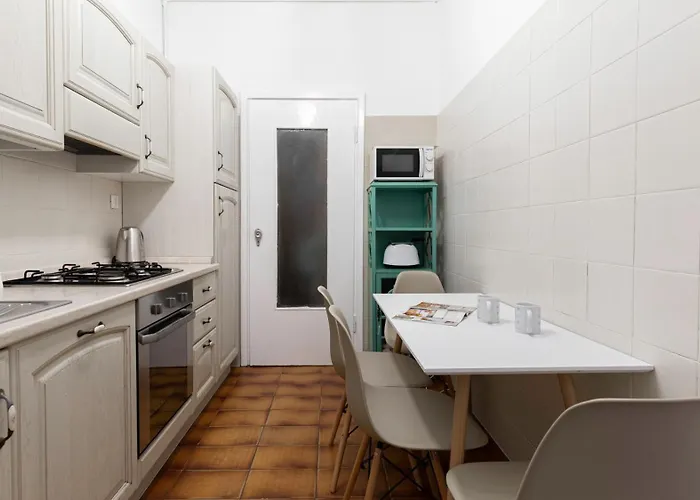 Apartman Uguzzone 21 *