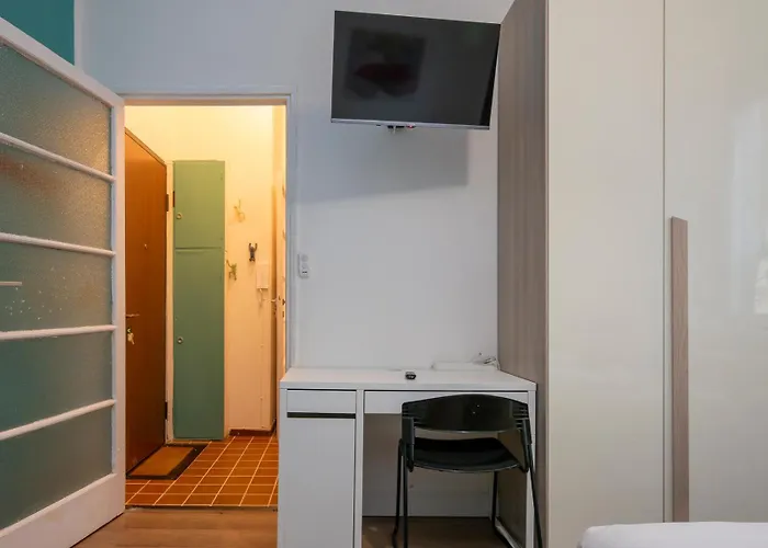 I Host - Sacconi 6 Lägenhet Milano