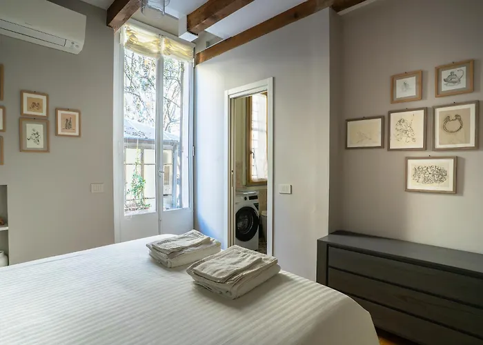 Wprelais Palm Fronds Апартаменты Милан