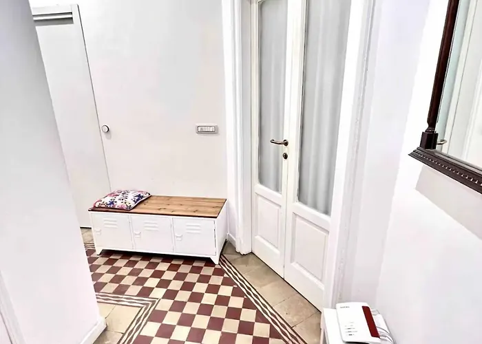 Business בית אירוח *