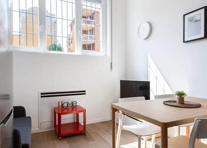 Hotiday Frattini Aparthotel 3*