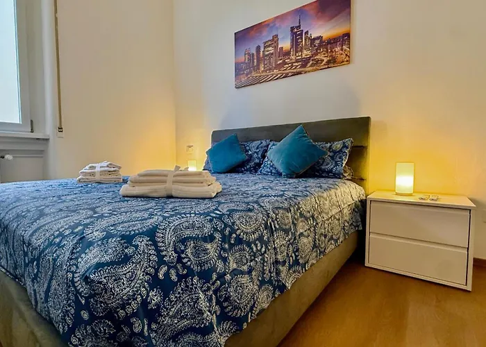 M10 The Milanese Experience Mono&bilo Milán