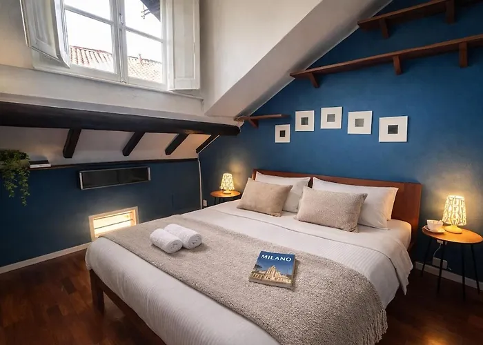 Apartment Bright Attic 120sqm In Garibaldi Quarter