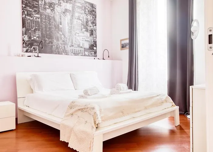 Easylife - - Campionesi 3 - Porta Romana * Milano