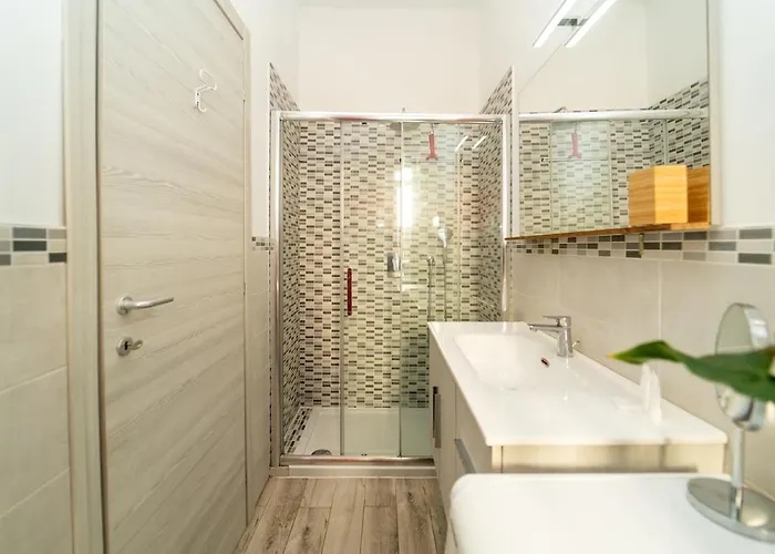 Large Modern With Wifi And Ac * Mailand