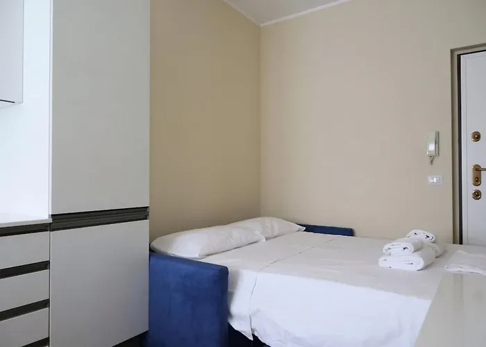 M1 - Red Line Smart Apartman *