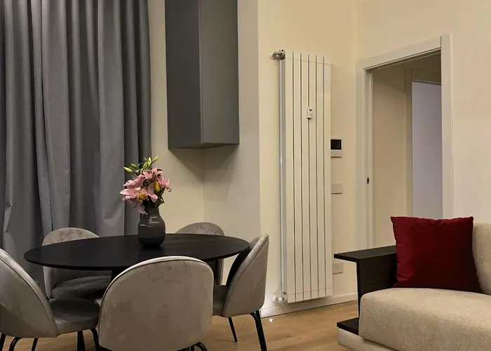 Premium Station Милан