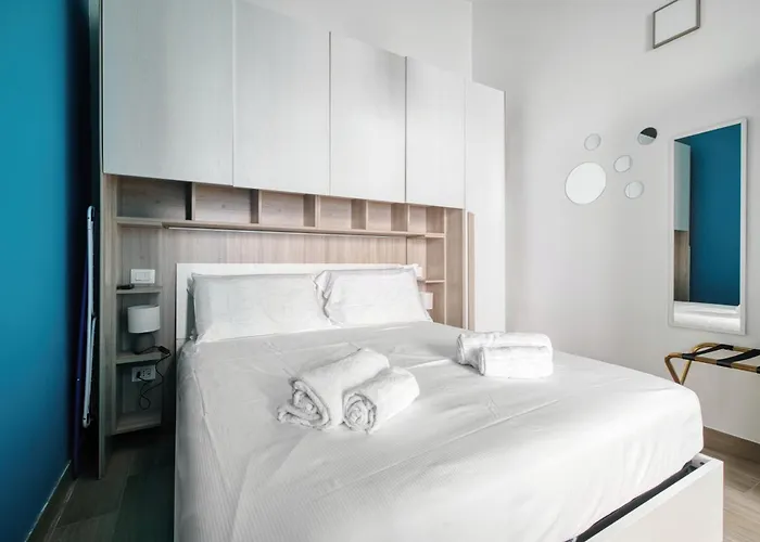 Domusmi Tadino 30 Mailand