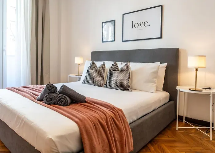 Centrale-duomo 10min - Spacious App - Sleeps 4 *