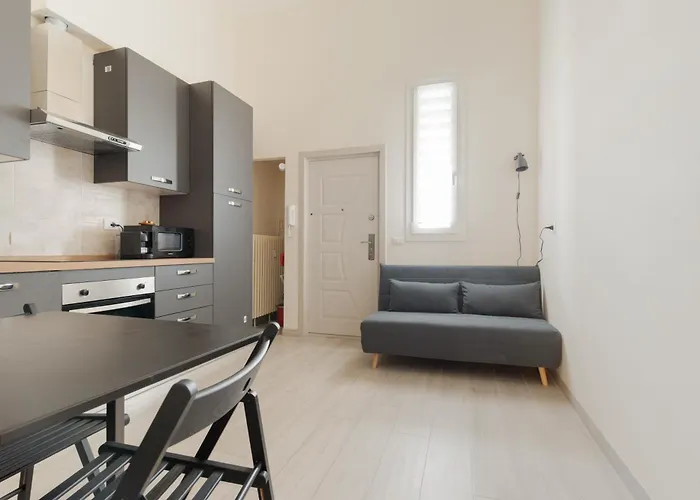 Guesthost - Cozy Loft With Mezzanine