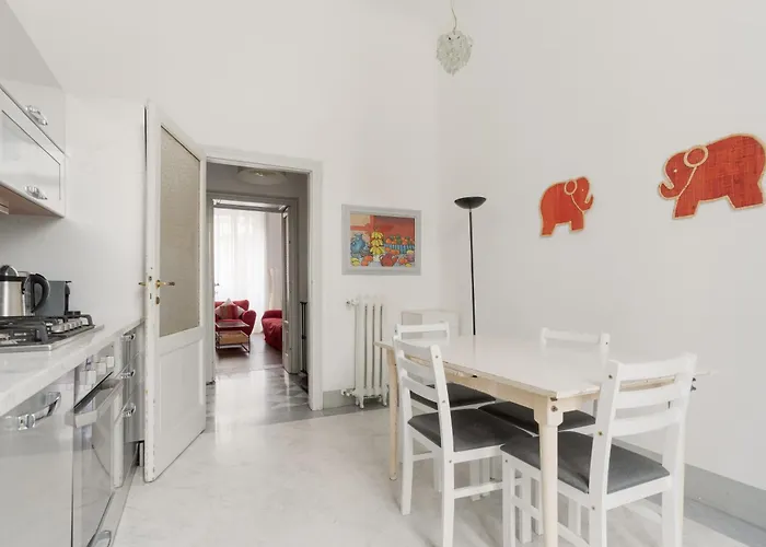 Guesthost - Cozy Terrace Pagano M1 Milán