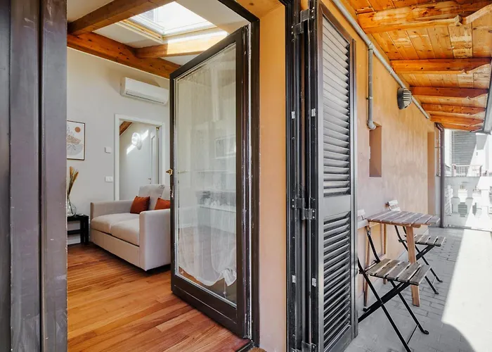 Pezzotti 12 Design In The Center