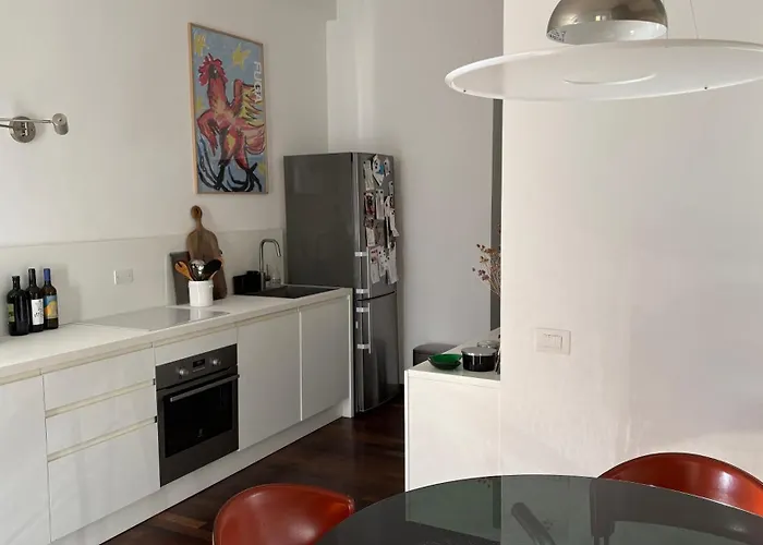 Cozy And Bright In The Heart Of Navigli 米兰