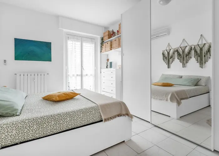 Casa Sibilla - Balcony Apartment, 7min Linate & Arena, Fast Wifi 아파트 *