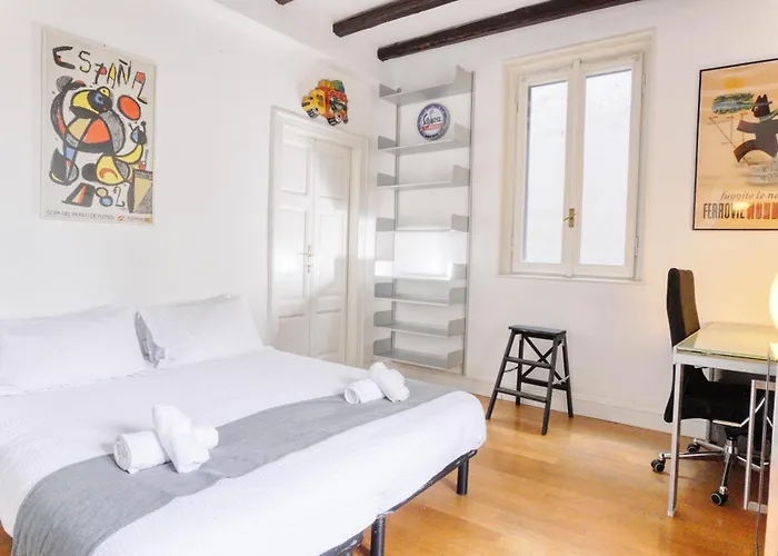 Duomo Charming Maison With Private Terrace - A Unique Milanese Experience * Милан