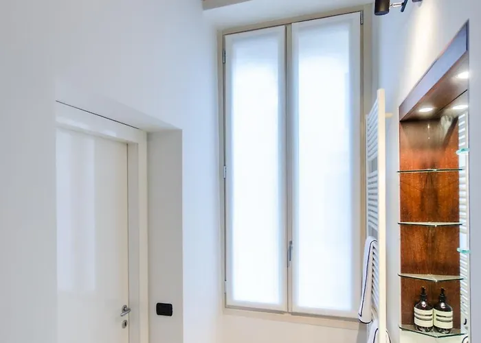 The Orso -brera * ميلان