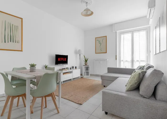 Casa Sibilla - Balcony Apartment, 7min Linate & Arena, Fast Wifi 아파트 *