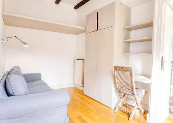 Duomo Charming Maison With Private Terrace - A Unique Milanese Experience Апартаменты *