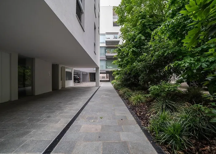 Luxury Penthouse, Exclusive Design & Private Garage * Milano