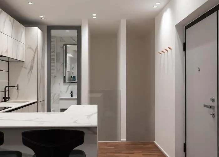 Luxury For 6 Person In Duomo - Mirable Pm Апартаменты