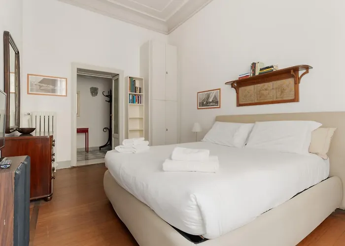 Guesthost - Cozy Terrace Pagano M1 * Milán