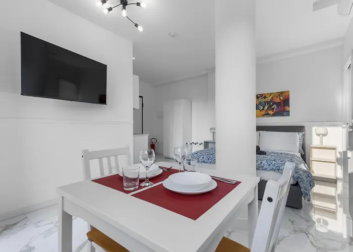 Daire Duomo 10 Min - Marble Nest - Metro 280m *