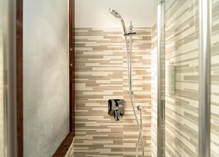 아파트 Comfortable And Bright In Marghera *