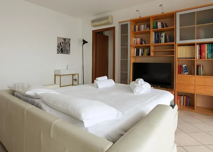 Apartment La Casa Di Marco - Luminoso A 2 Minuti Dalla Metro Mailand