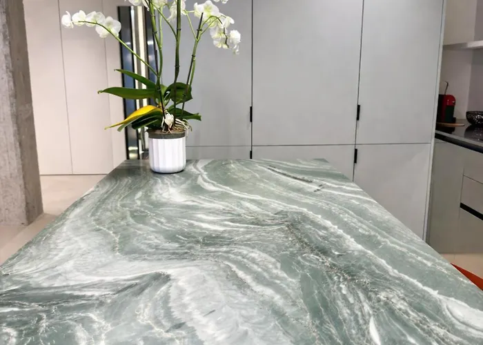 Exclusive 아파트 *