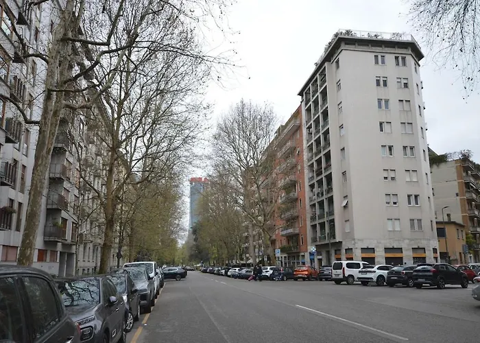 Appartamento Luminous Designed Rooftop In Life District *