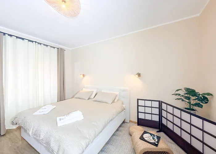 Japanese Luxury Retreat - Dyson - 2 - Zara