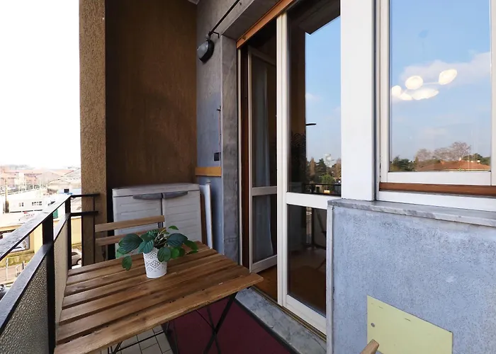 Apartment Primopiano - Cenisio C *