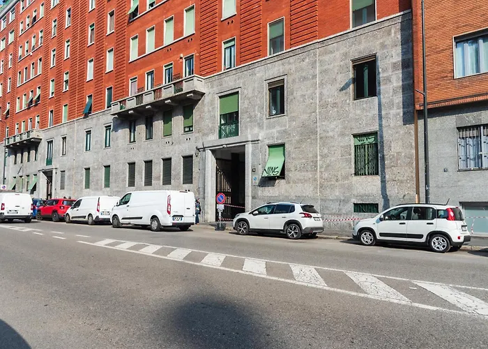 Youhosty - Palestrina 16 Big Milano