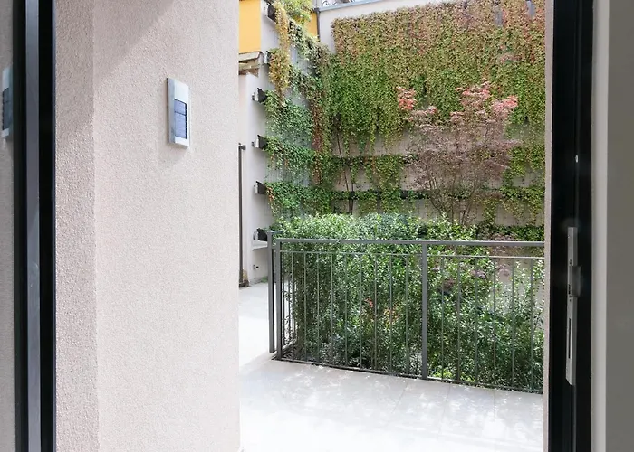 Smart Near Porta Romana Italy Apartment Milan