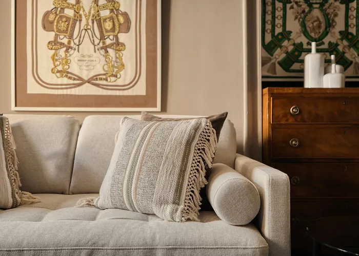 Domusmi Vitruvio 11 Milan